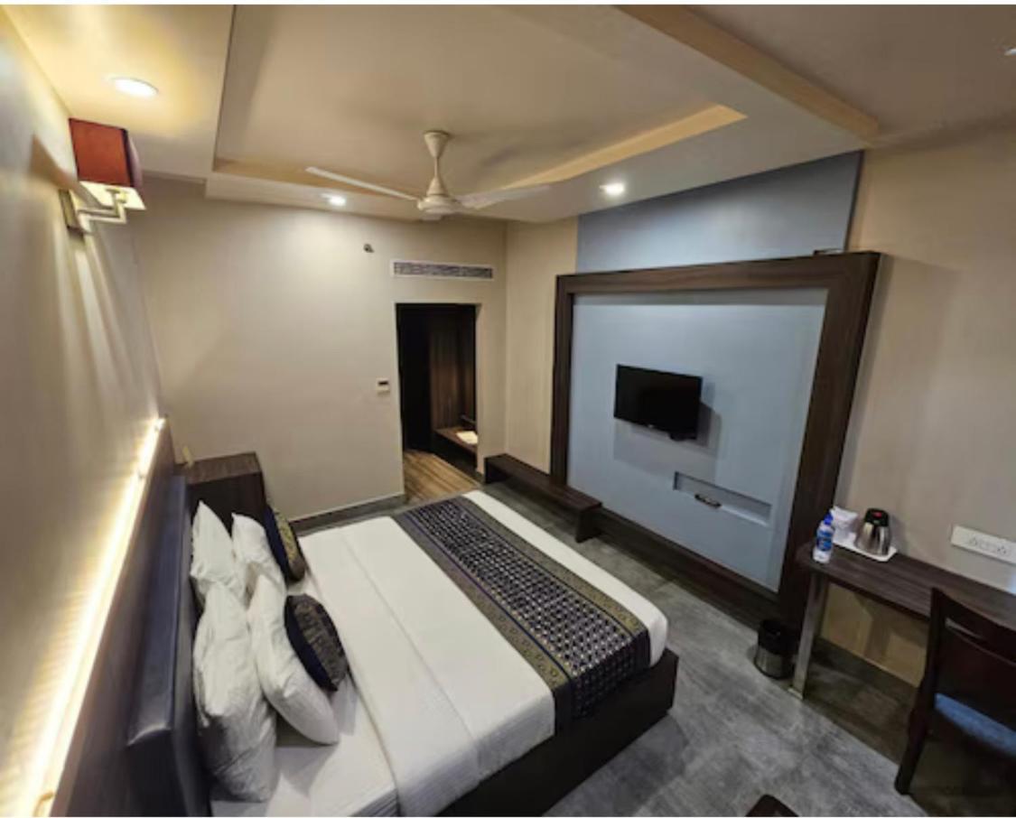 Kashi Inn - Varanasi — Photos 3